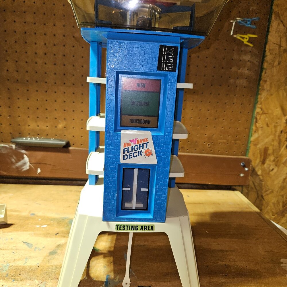 Vintage 1970 Mattel Hot Birds Tower Set with runway, controller and planes